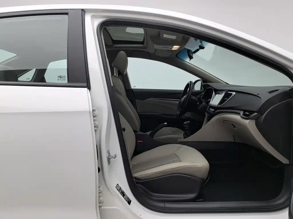Фото 23 - Buick Excelle