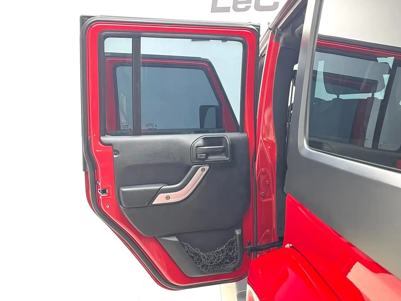 Photo 5 - Jeep Wrangler
