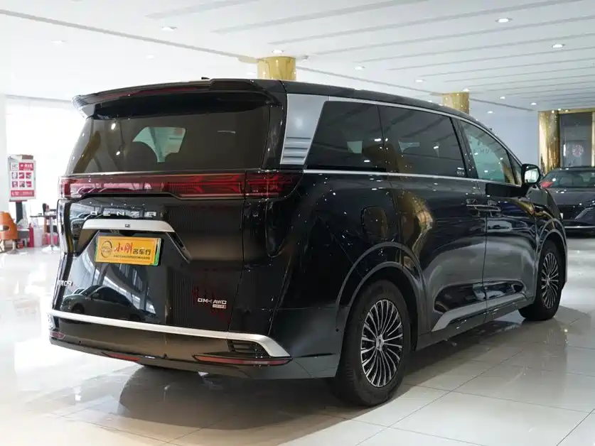 Denza D9 2025 2025 Model DM-i Smart Drive Edition 1020 AWD Flagship