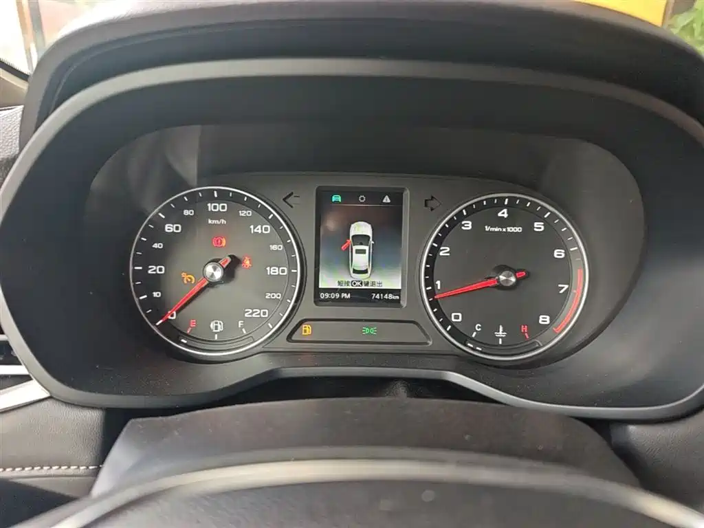 Roewe i5 2019 2019 1.5L Manual 4G Langhao Edition