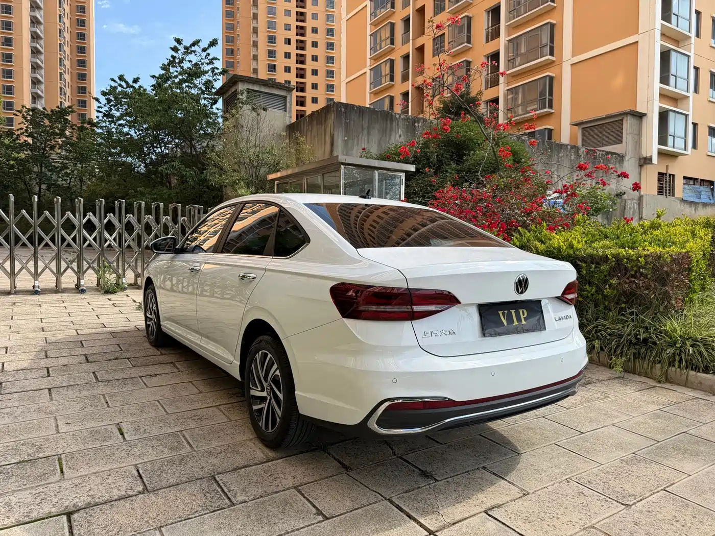 Photo 6 - Volkswagen Lavida