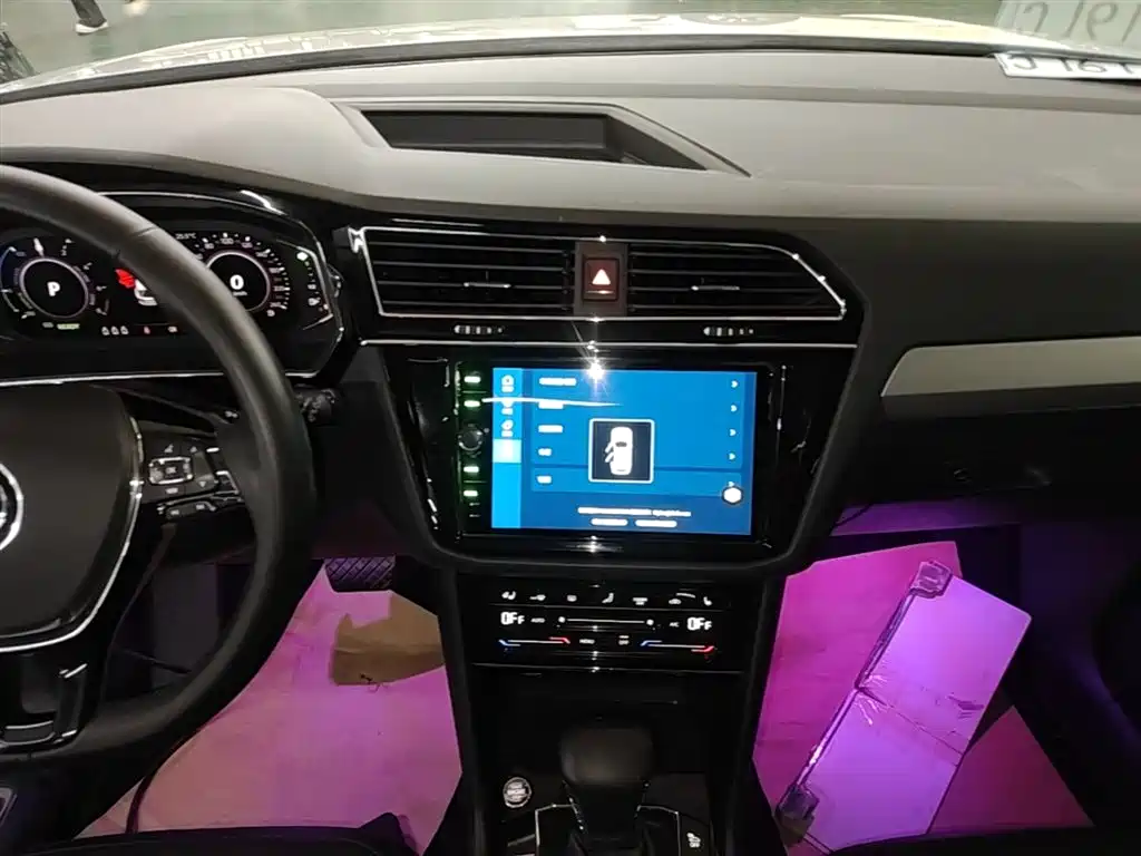 VOLKSWAGEN TIGUAN L NEW ENERGY