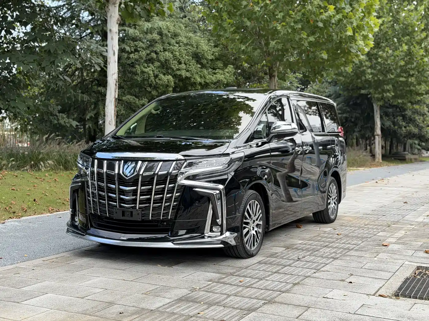 Toyota Alphard 2018 3.5L Premium