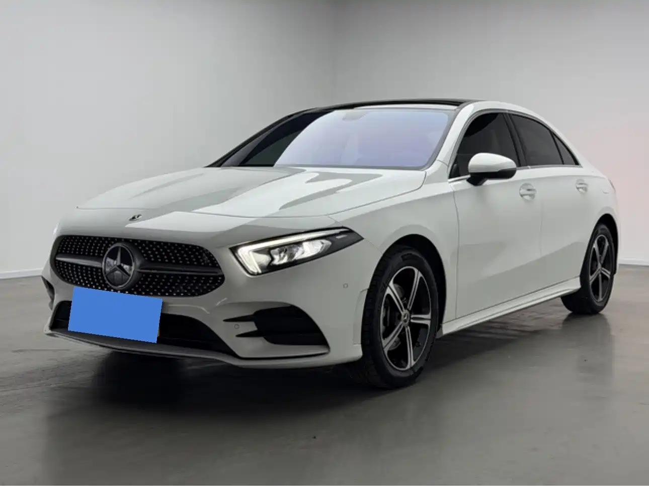 Фото 1 - Mercedes-Benz A-Class