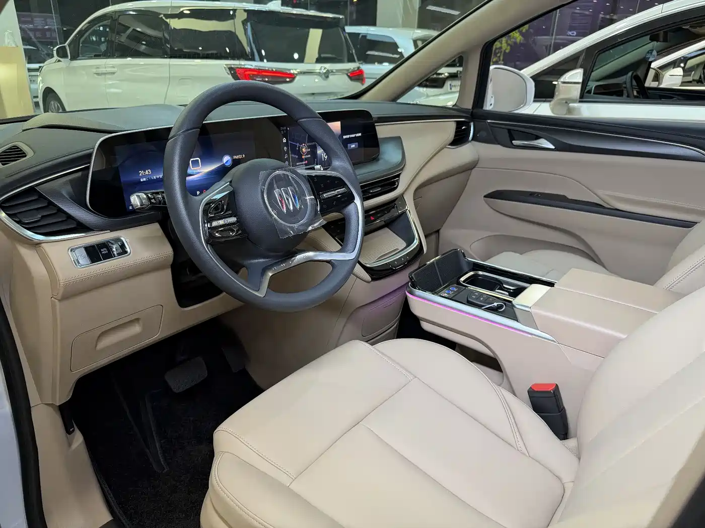 Buick GL8 2025 Land Business Class Comfort DG Edition фото 8