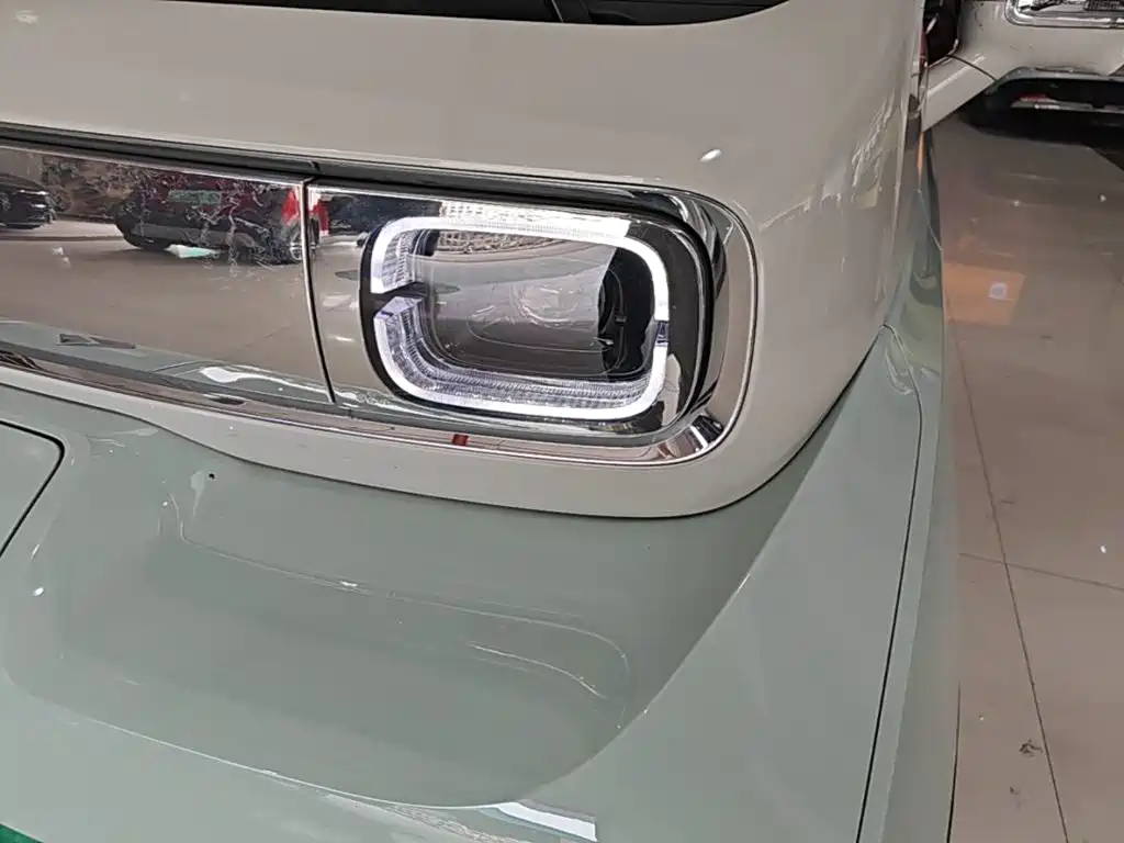 Baojun KiWi EV 2023 2023 Smart Luxury Edition LFP