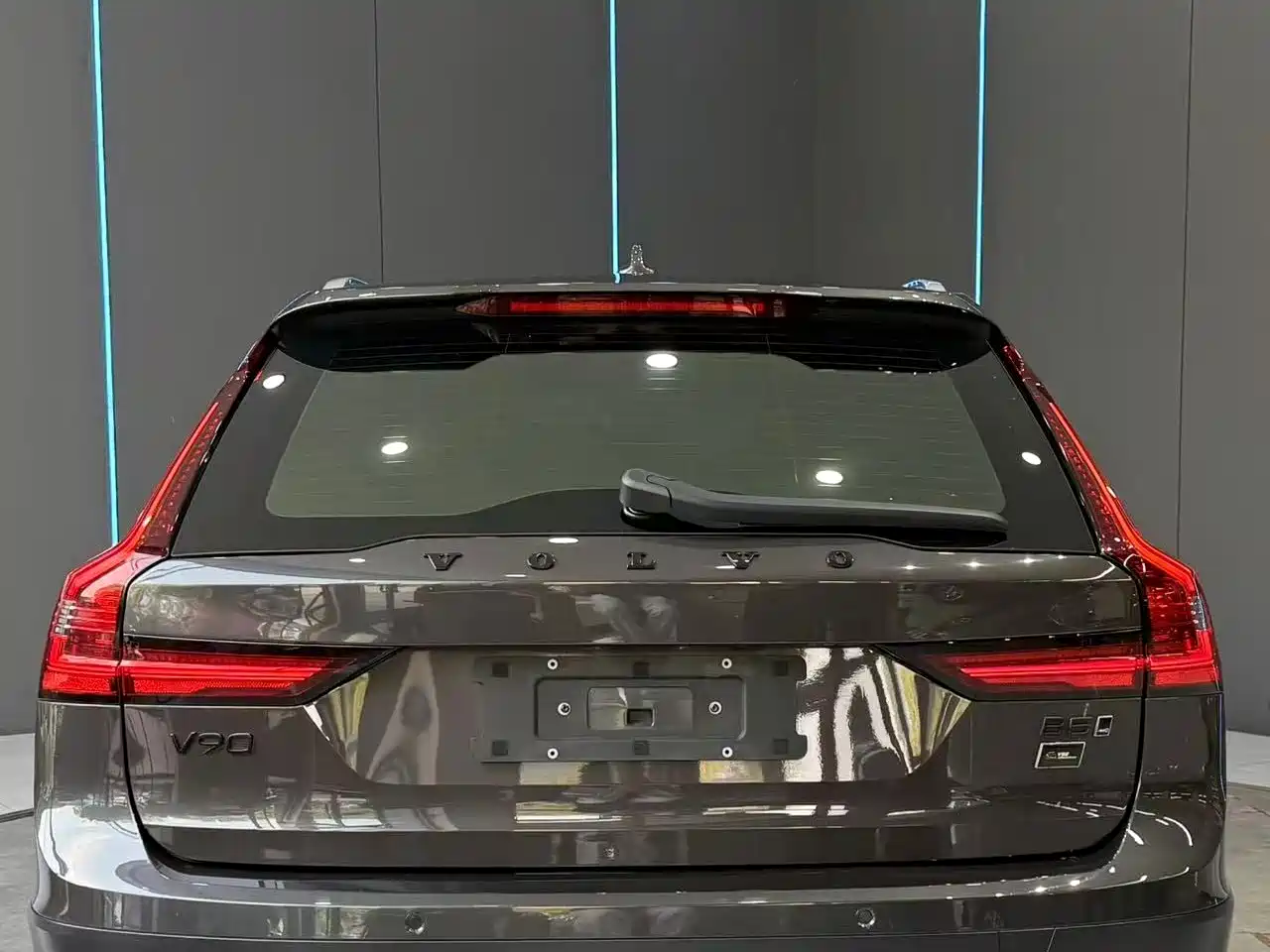 Volvo V90 2022 2022 Cross Country B5 AWD Momentum