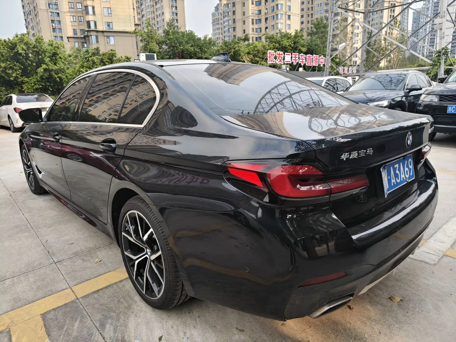 Photo 6 - BMW 5 Series
