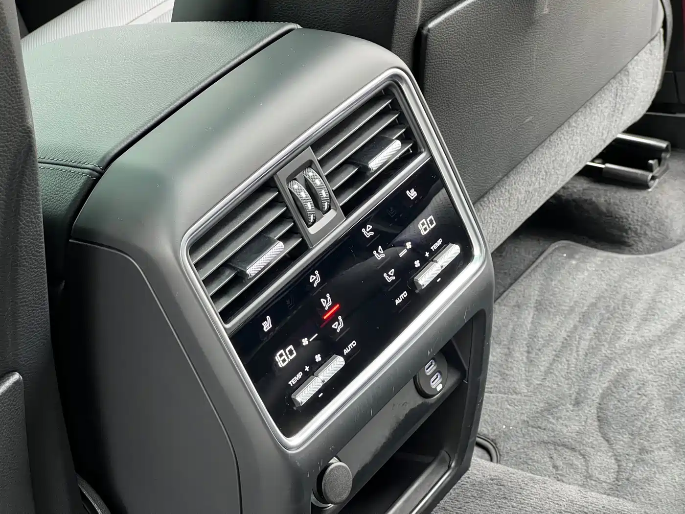 Porsche Cayenne, миниатюра 25