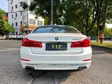 صورة 6 - BMW 5 Series