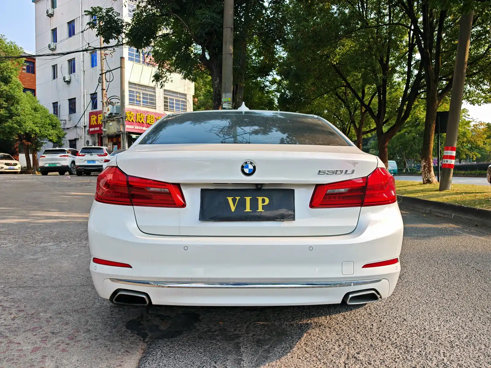 صورة 6 - BMW 5 Series
