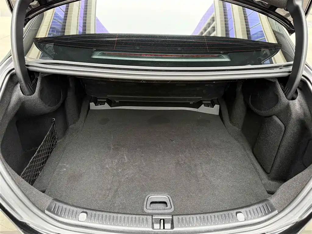 Mercedes-Benz E-Class 2022 Facelift E 300 L Sport Luxury Style фото 18