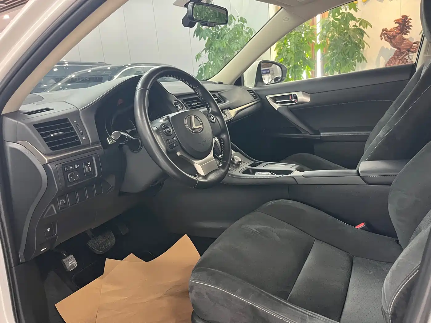 Lexus CT 2019 2017 CT200h Elite Edition Monochrome China V