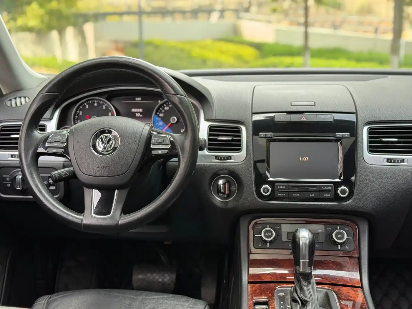 Volkswagen Touareg 2011 3.0TSI Comfort фото 7