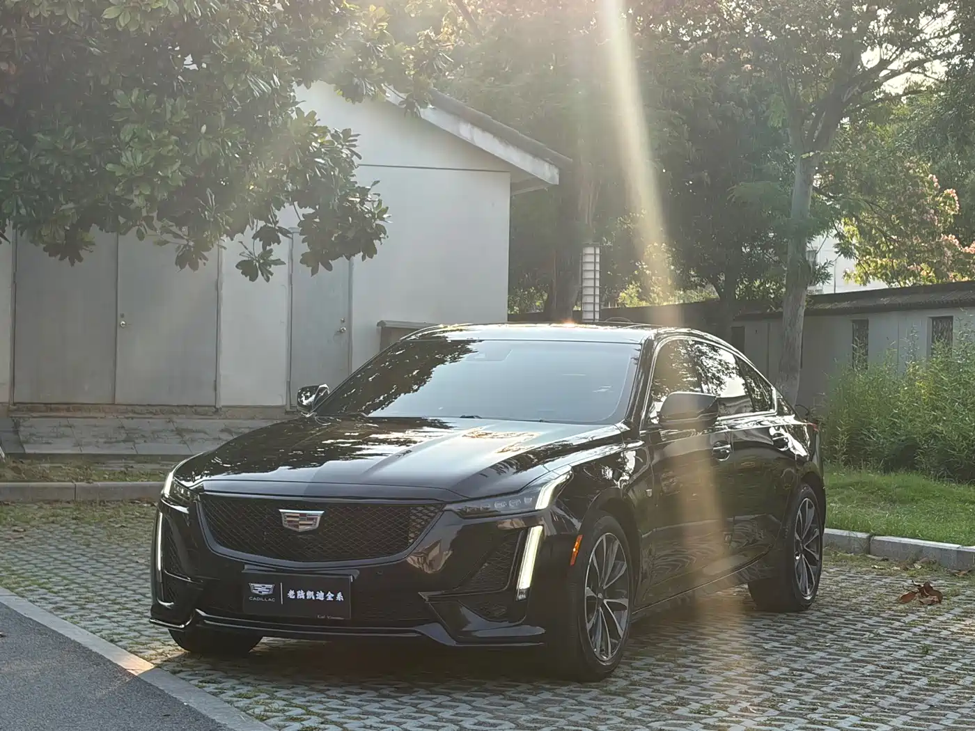 CADILLAC CT5