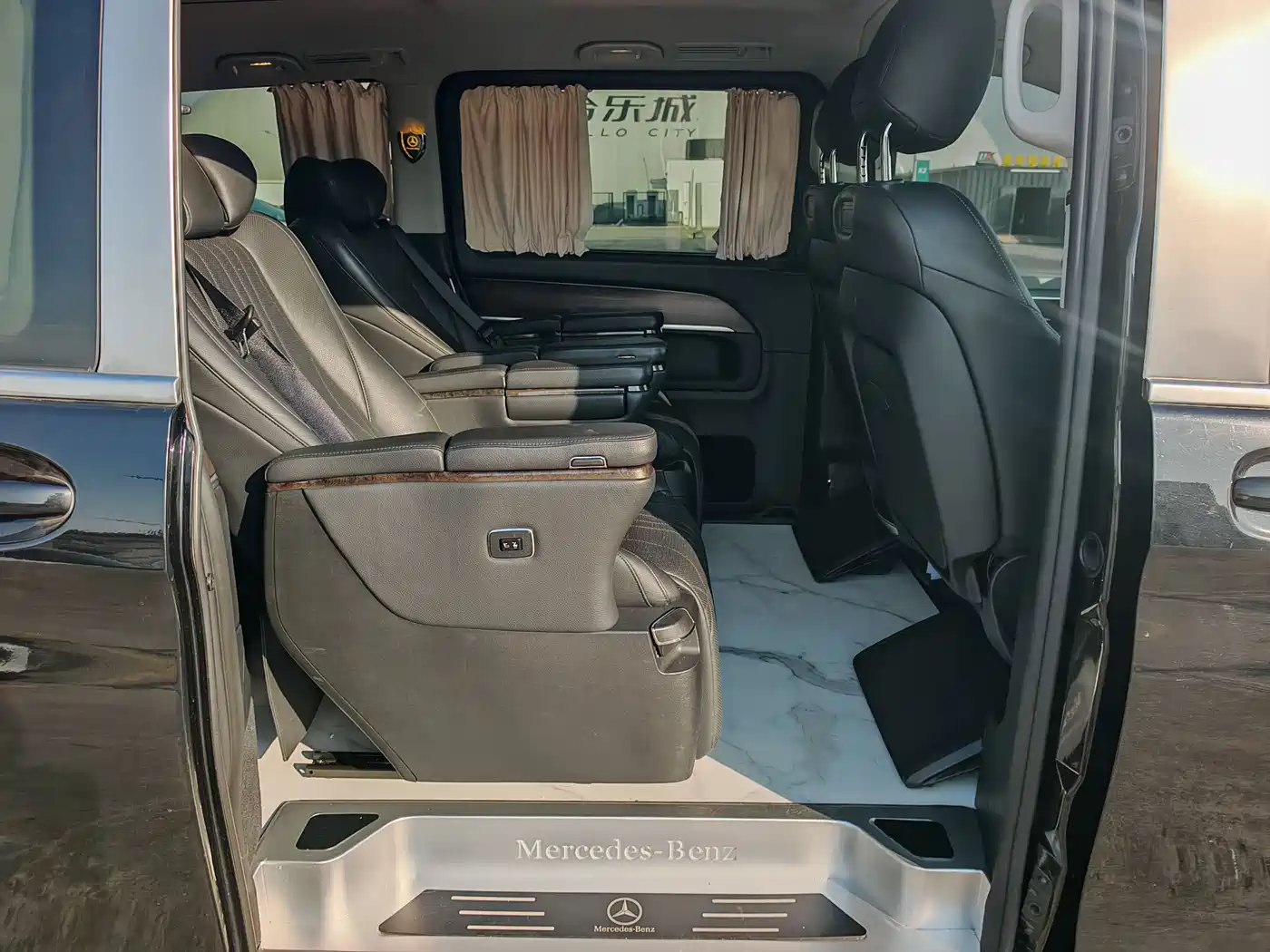 Mercedes-Benz V-Class 2021 V 260 Pilot Edition фото 16