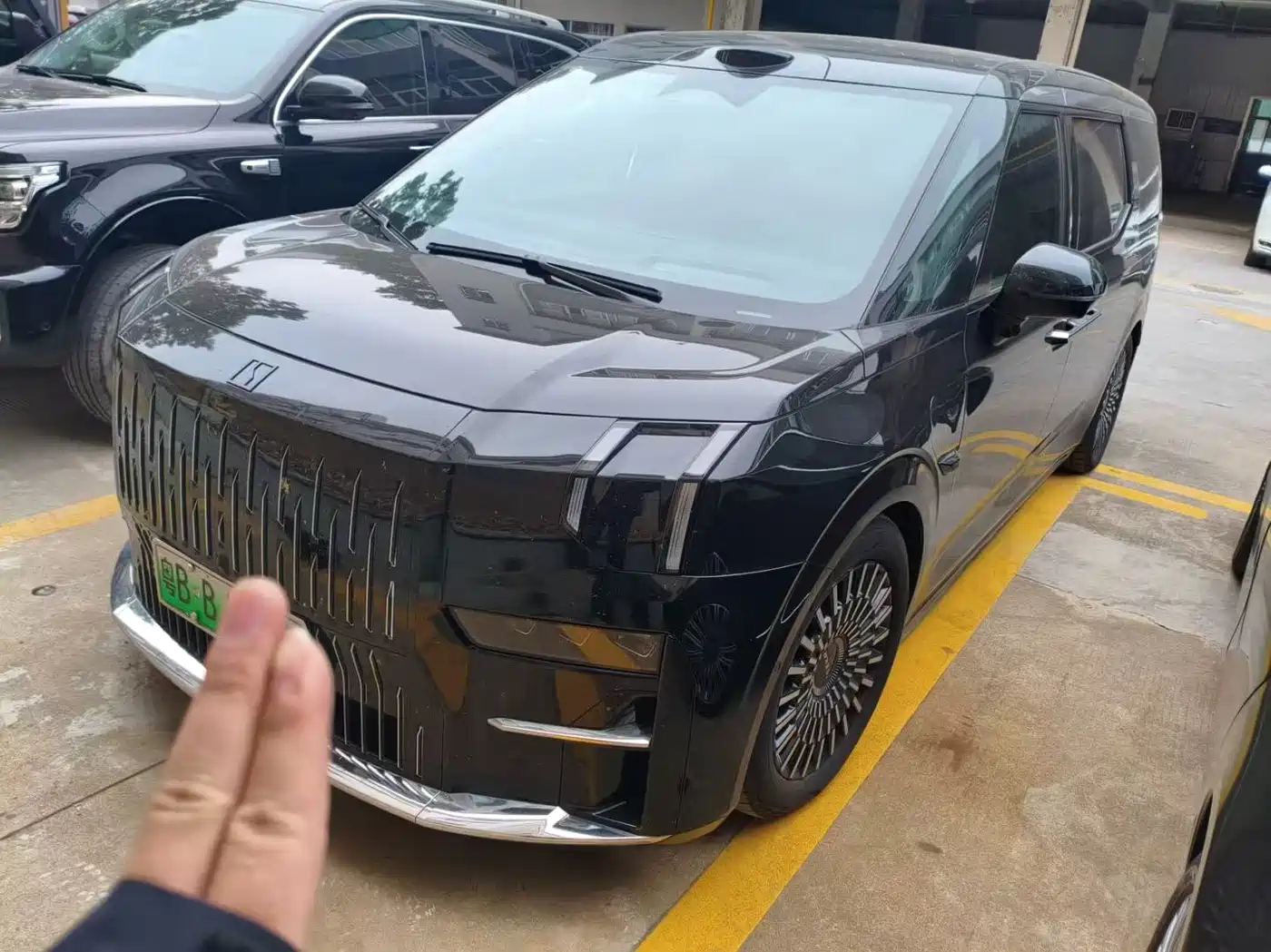 ZEEKR EXTREME KRYPTON 009