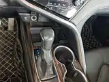Photo 14 - Toyota Camry