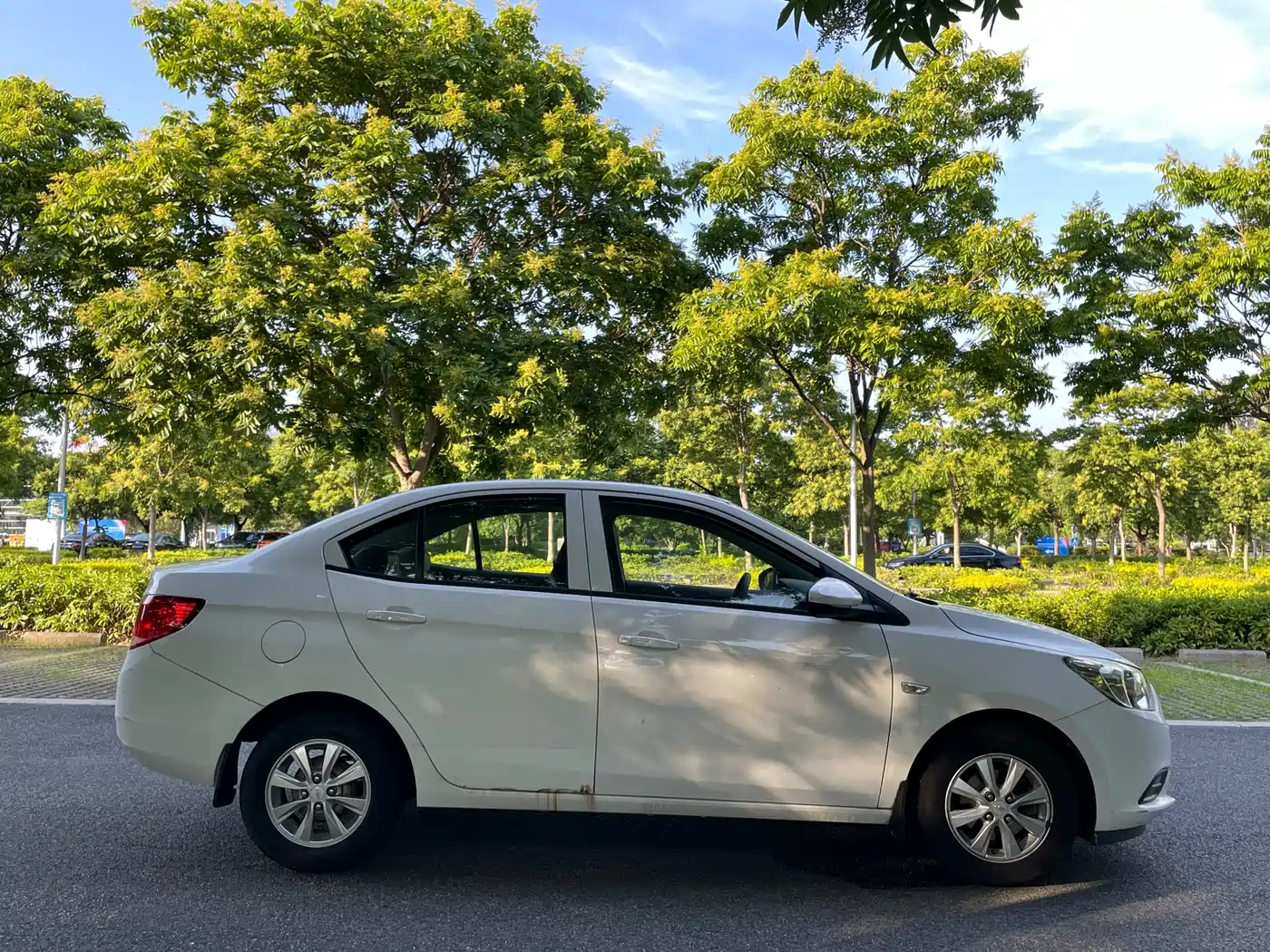 Chevrolet Sail 2015 Sail 3 1.3L AMT Ideal Edition фото 10
