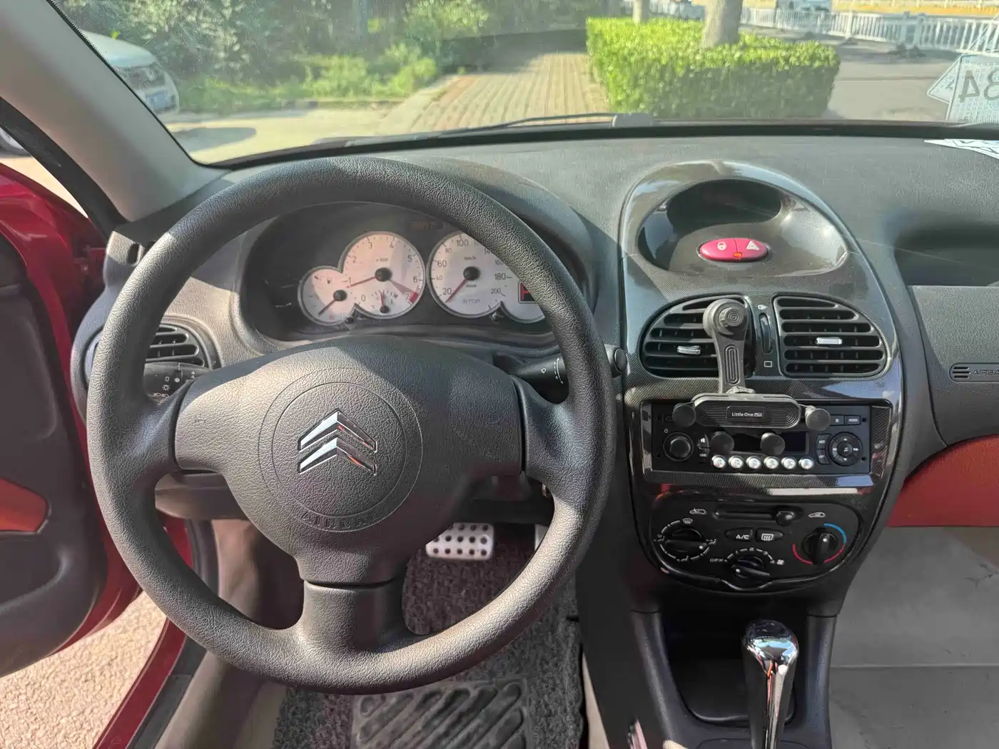 Citroën C2 2013 2012 1.6L Automatic Sport
