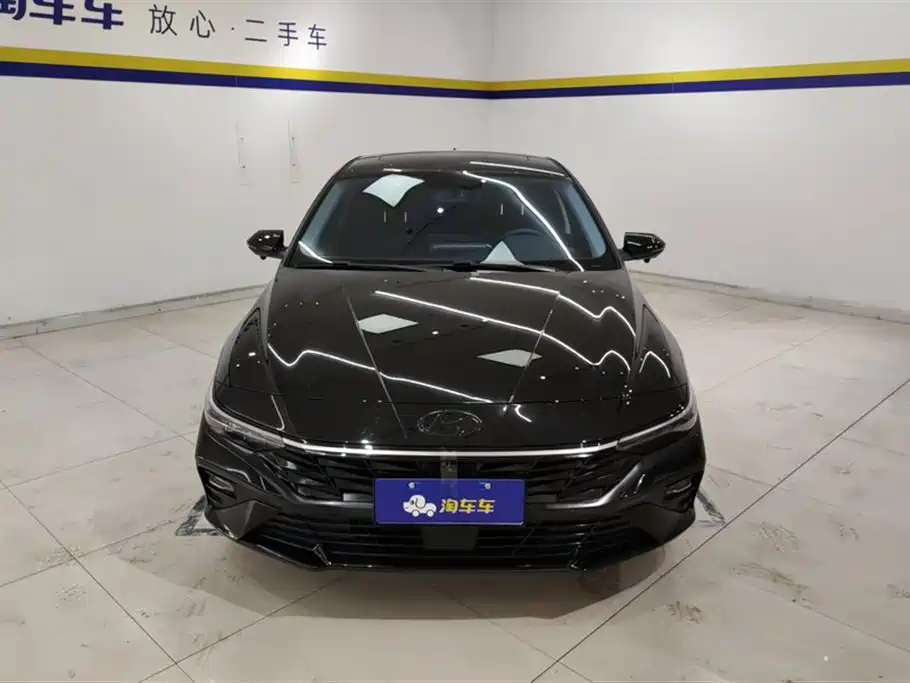 Hyundai Elantra 2023 1.5L CVT GLX Elite Edition фото 2