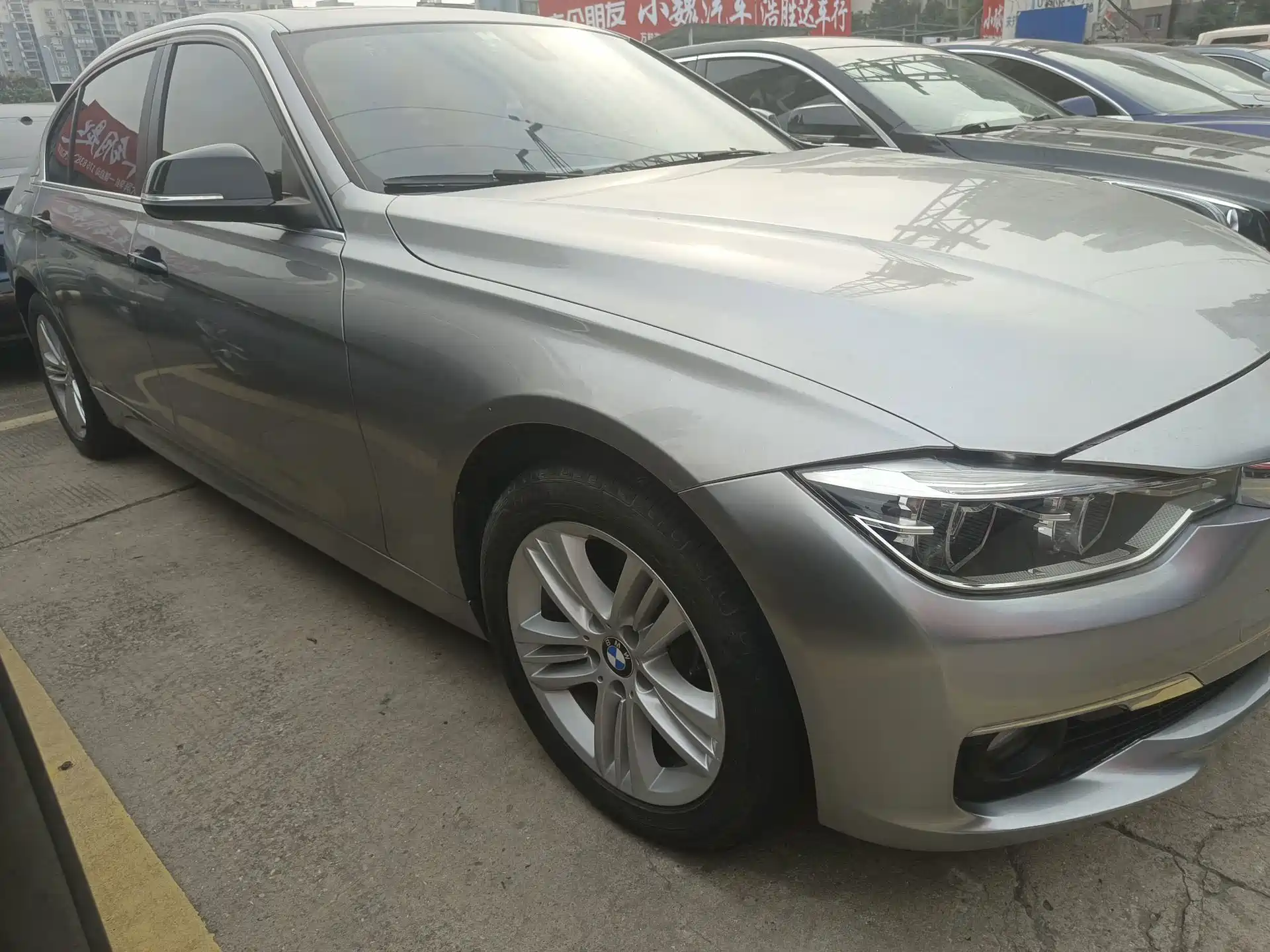 صورة 2 - BMW 3 Series