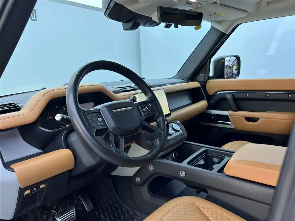 LAND ROVER GUARD