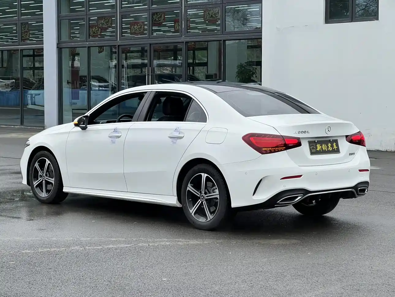 Mercedes-Benz A-Class 2025 A 200 L Fashion Edition фото 17