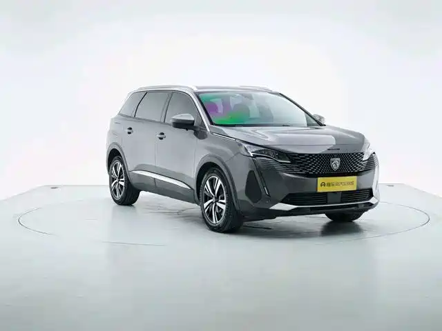Фото 6 - Peugeot 5008
