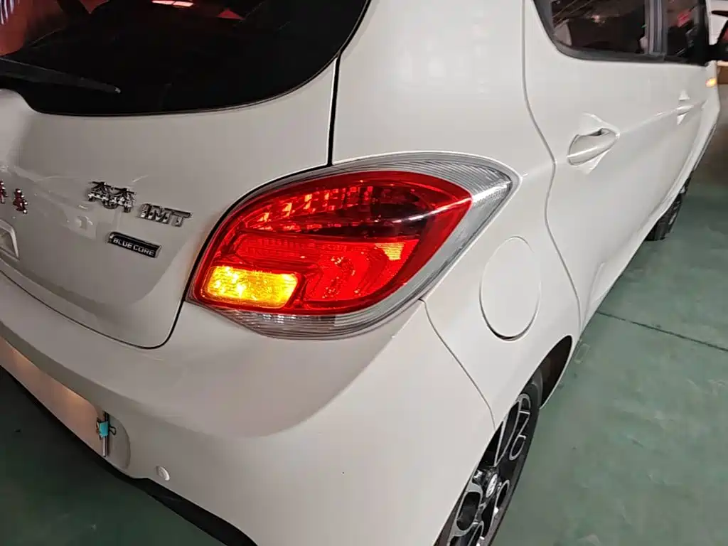 Changan Benben 2015 2014 1.4L IMT Premium Model