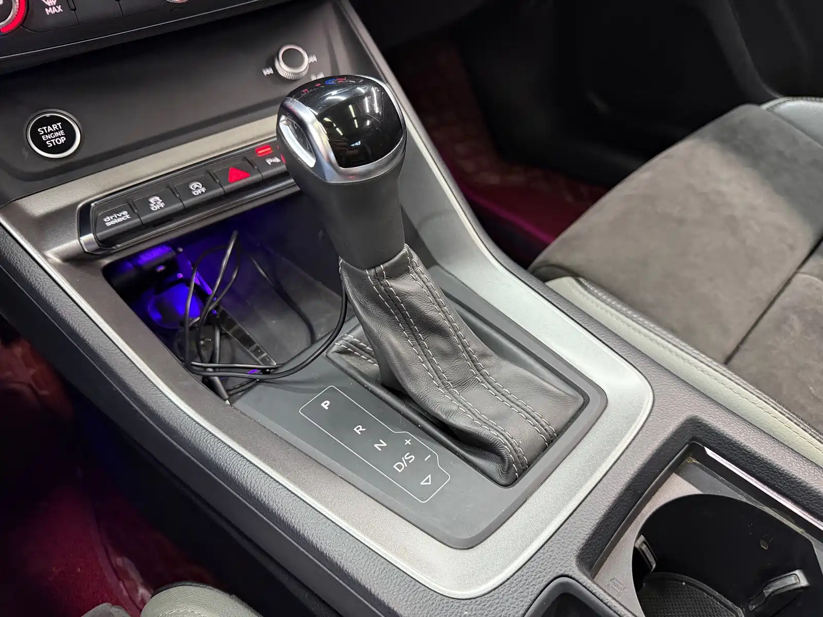 Photo 18 - Audi Q3