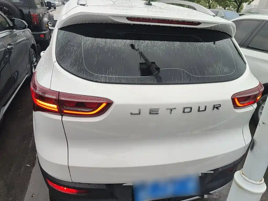 Jetour X70M 2022 2021 1.5T Manual Urban Partner 7-seater