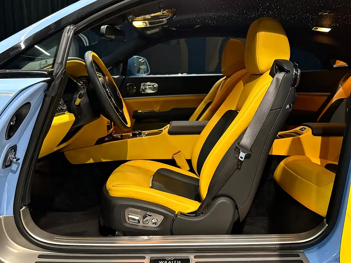Rolls-Royce Wraith 2018 6.6T Black Badge фото 10