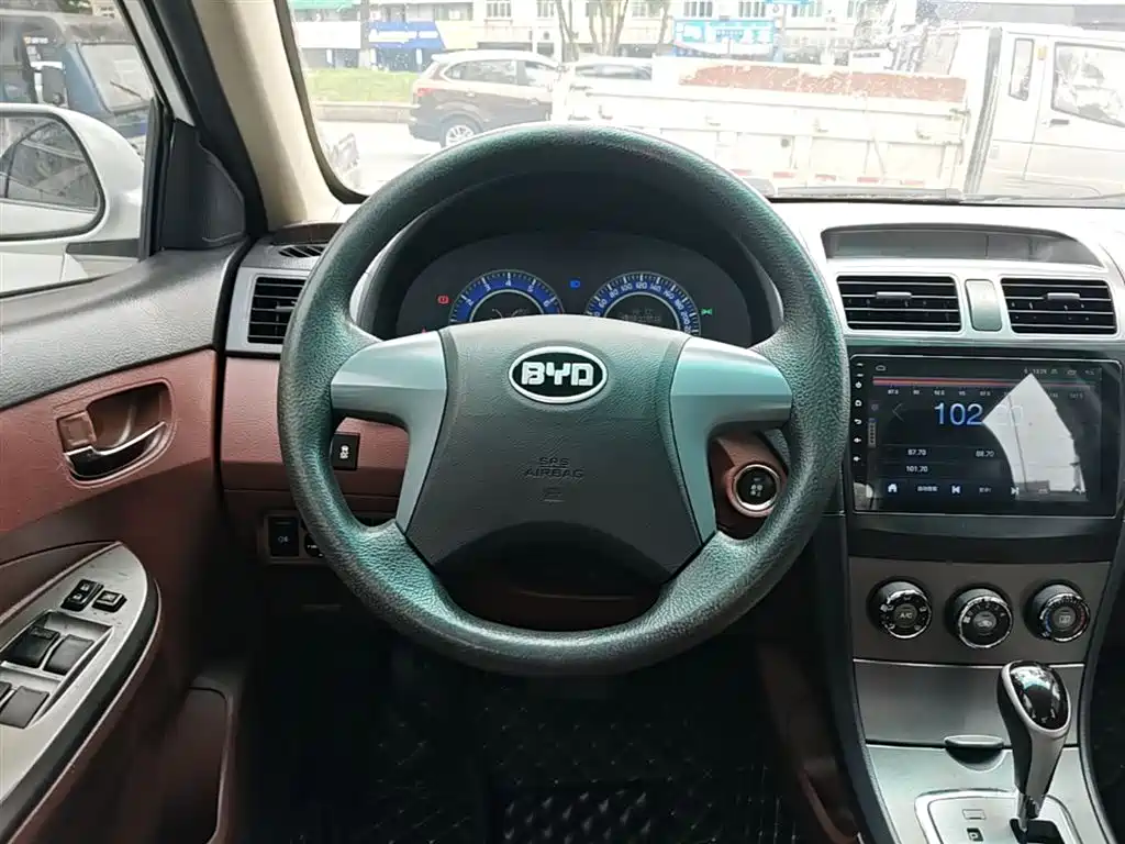BYD L3 2015 2015 Energy-saving Edition 1.5L Automatic Comfort