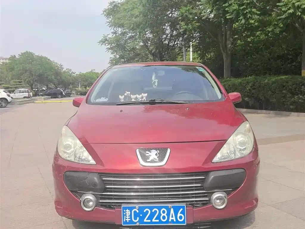 Peugeot 307 2009 Model Sedan 1.6L Manual Aile Edition фото 2