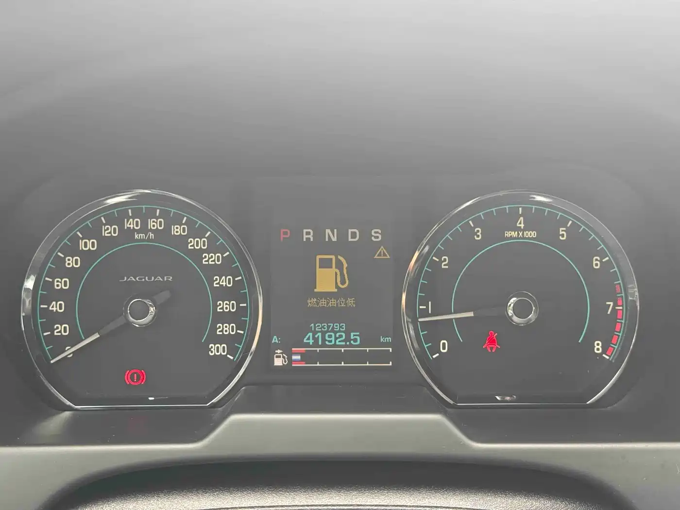 Jaguar XF 2014 2015 XF 2.0T Style Edition