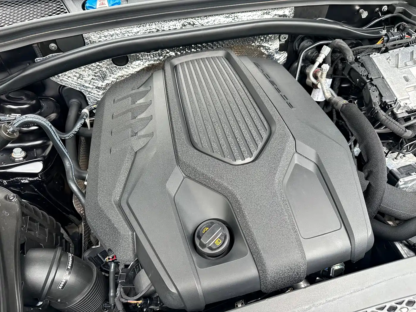 Porsche Macan 2023 Macan 2.0T фото 43