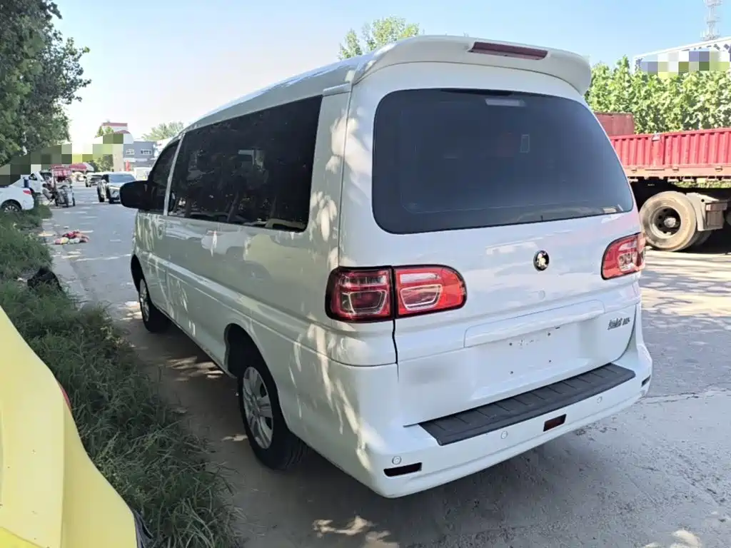Фото 5 - Dongfeng Fengxing Lingzhi