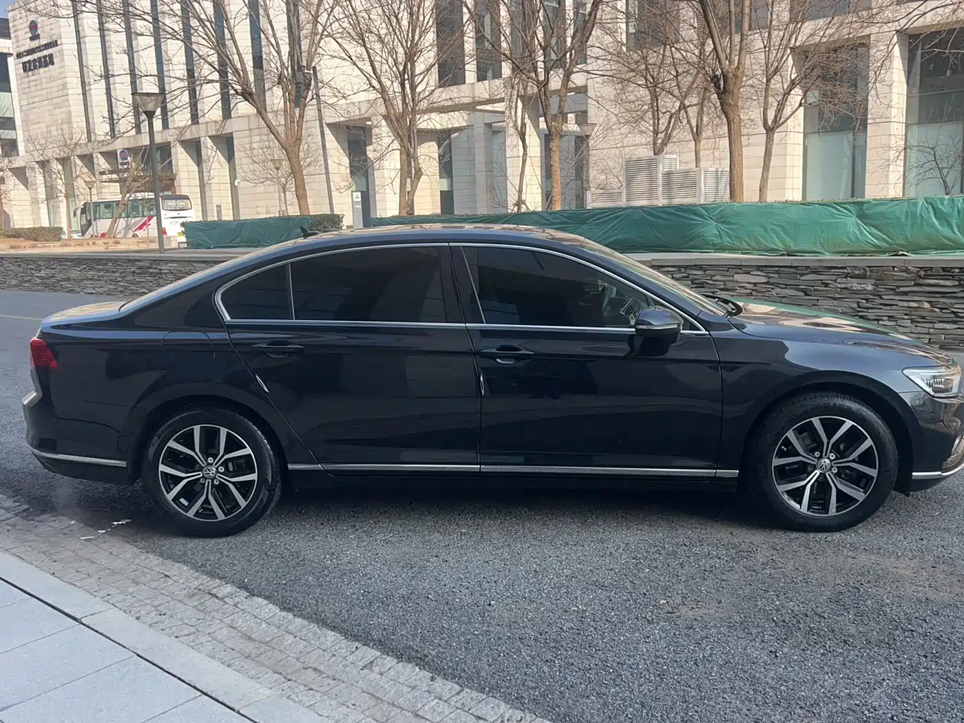 Volkswagen Magotan 2020 330TSI DSG Leading фото 3