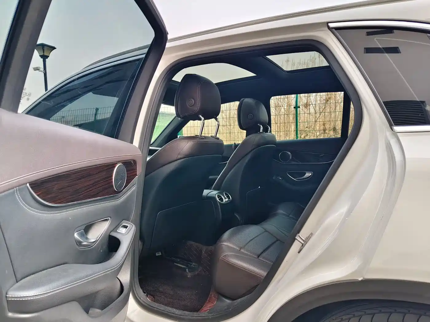 Mercedes-Benz GLC 2018 GLC 260 4MATIC Dynamic фото 7