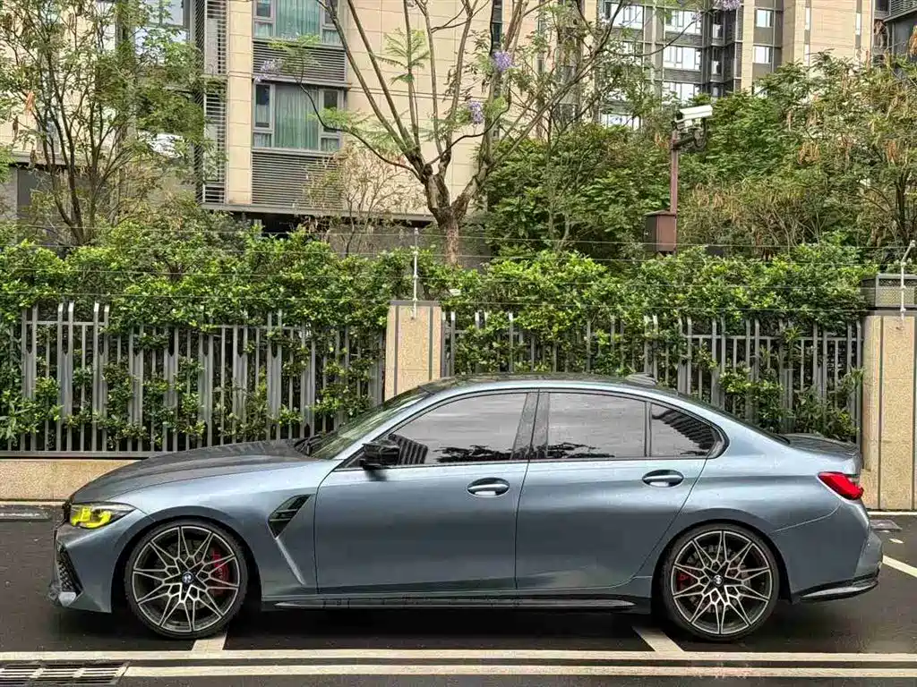 BMW 3 Series 2020 325i M Sport Black Night Package фото 2