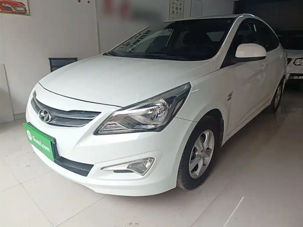 Hyundai Verna 2014 1.4L Automatic Smart GLS фото 2