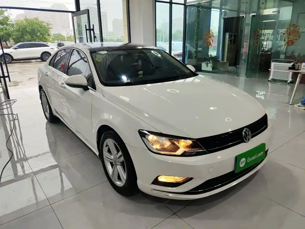 Volkswagen Lamando 2018 280TSI DSG Comfort Edition фото 4