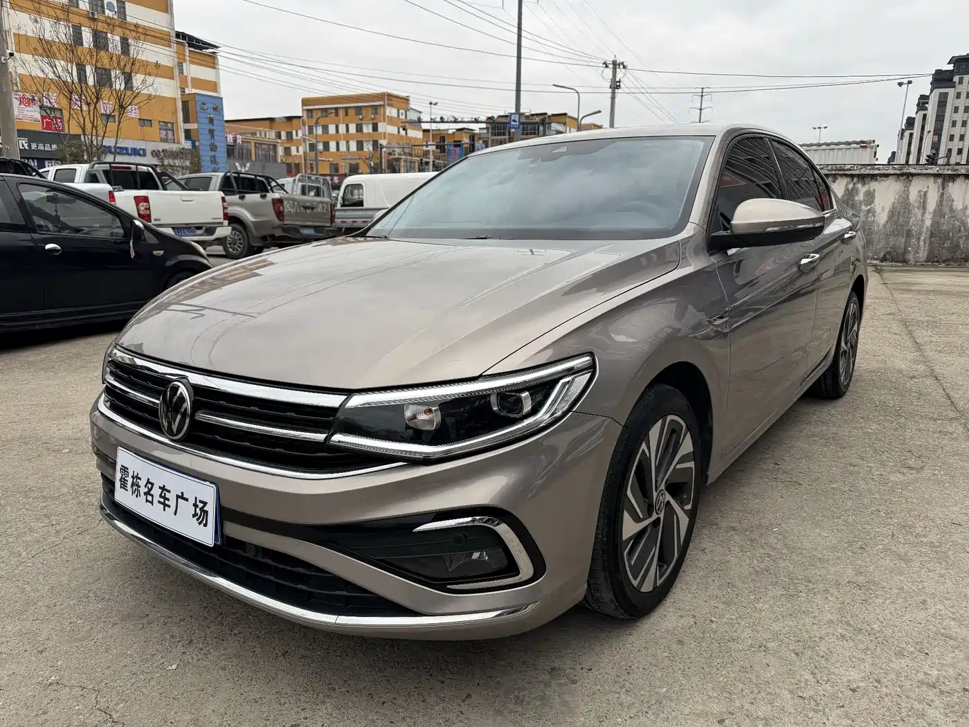 Volkswagen Bora 2023 300TSI DSG Premium Edition