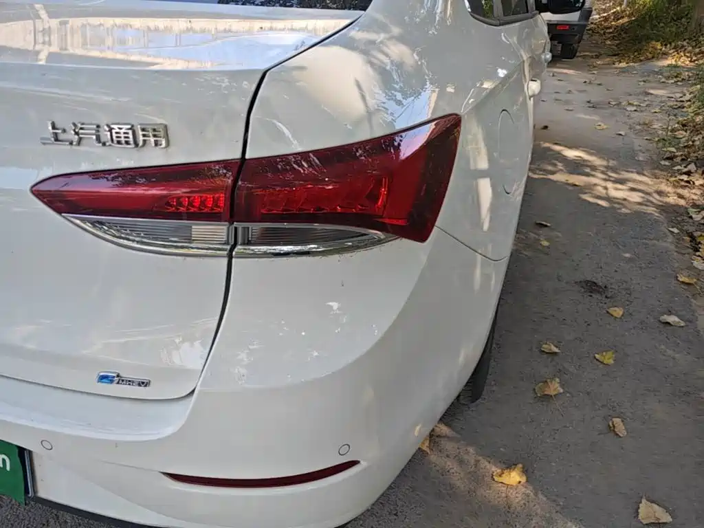 Фото 8 - Buick Excelle