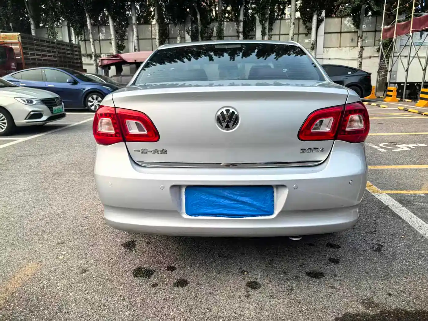 Photo 2 - Volkswagen Bora
