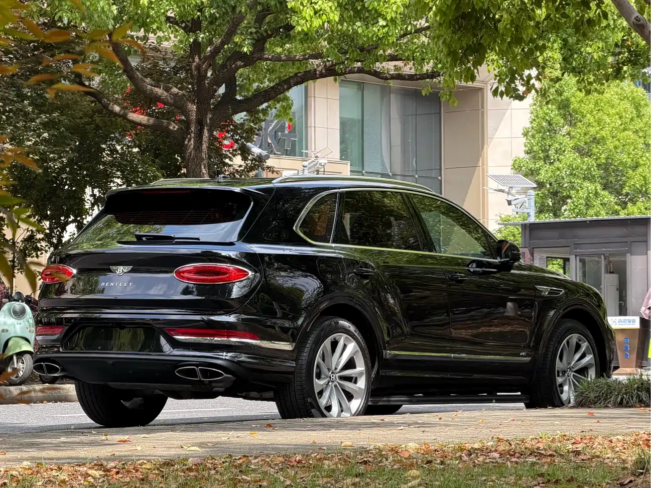 BENTLEY TIM YUE
