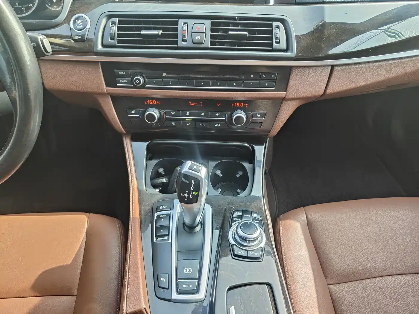BMW 5 Series 2017 525Li Leading Edition фото 12