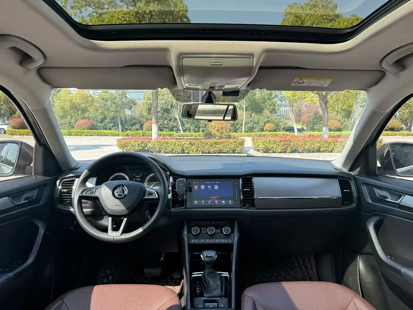 Škoda Kodiaq 2017 TSI330 5-seater 2WD Standard Edition фото 4