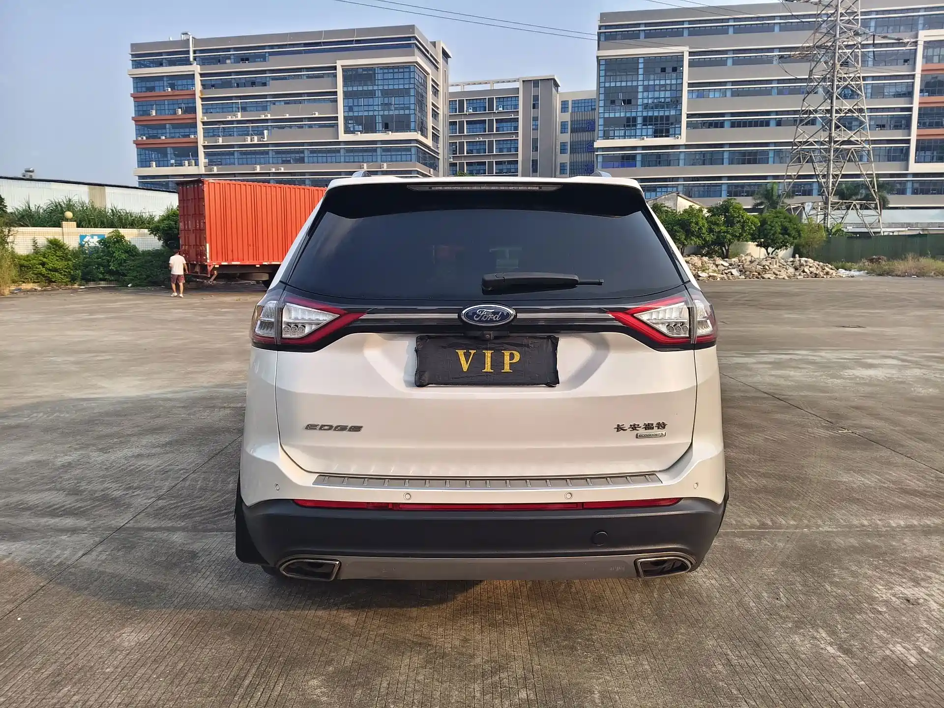 Фото 5 - Ford Edge